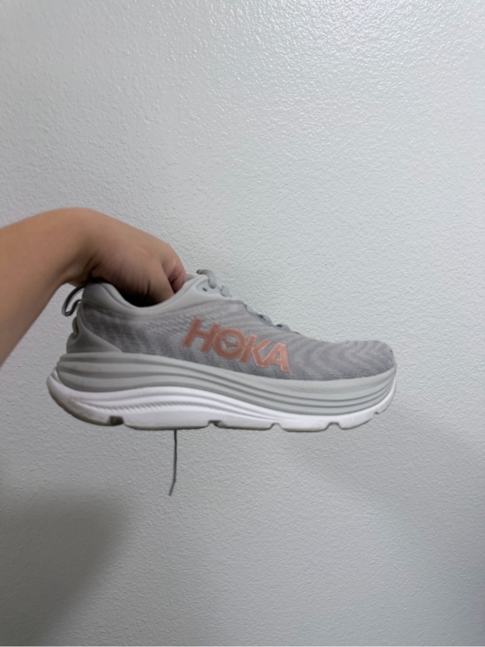 HOKA Women's Gray/Peach Bondi Running Shoe - Picture 6 of 9